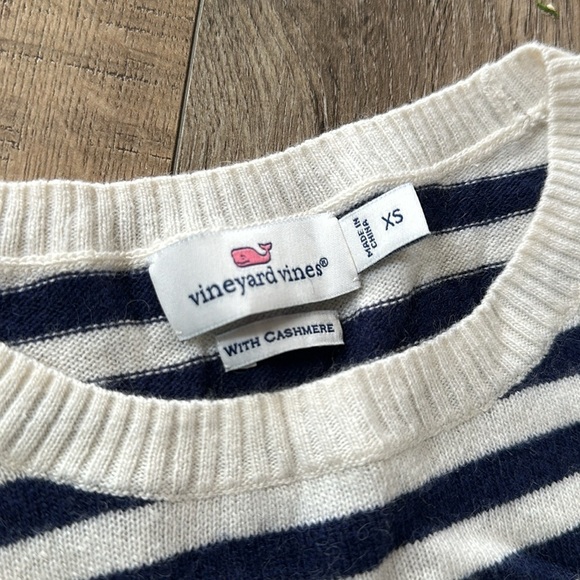 Vineyard Vines blue + white stripe nautical cashmere blend sweater size XS - Picture 6 of 6